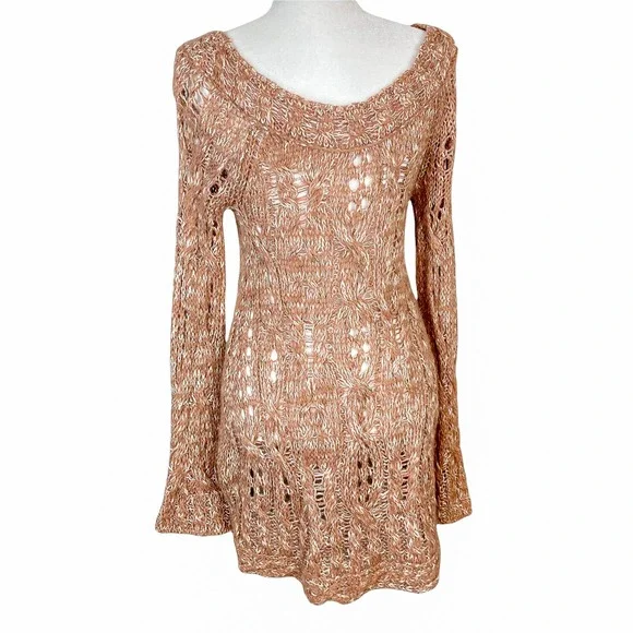 Free People Sweater Top Pink Crochet Oversized Bell Sleeve Sweater Size Small - Picture 6 of 9